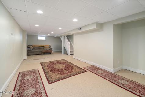 39 E Fernbank Avenue Delmar NY 12054
