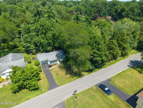 39 E Fernbank Avenue Delmar NY 12054