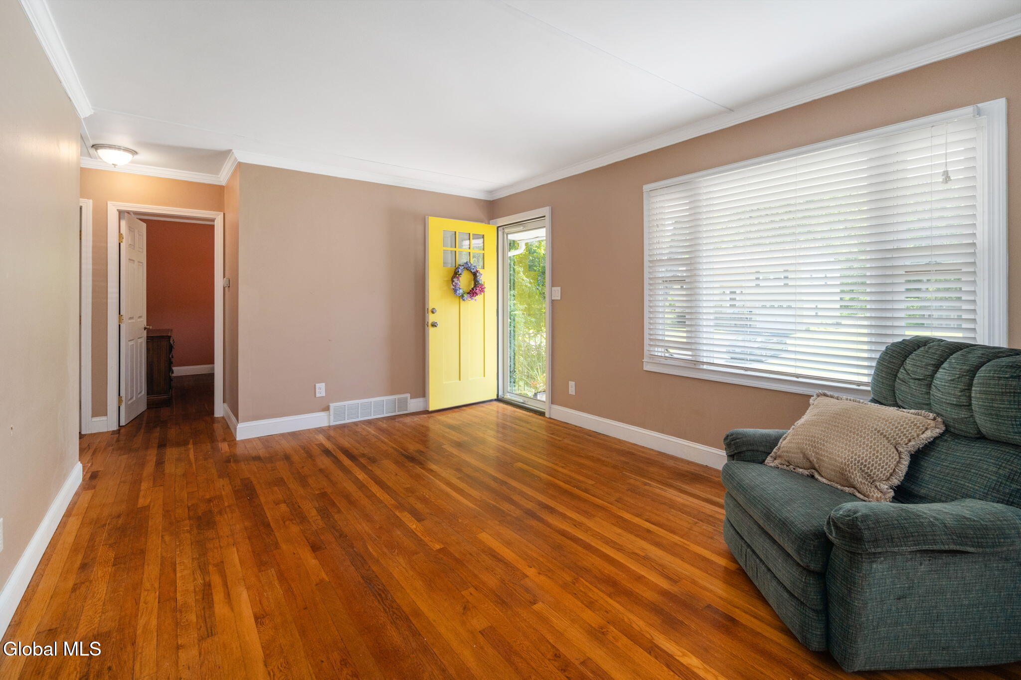 39 E Fernbank Avenue Delmar NY 12054