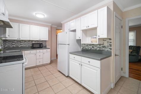 39 E Fernbank Avenue Delmar NY 12054