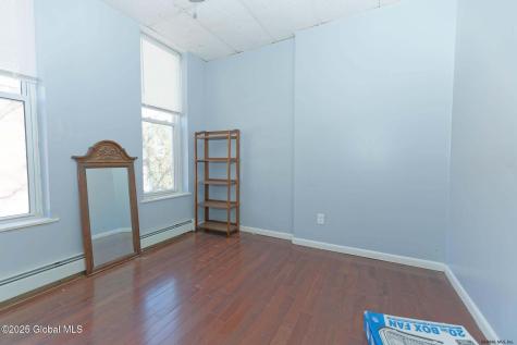 171 Lancaster Street Albany NY 12210