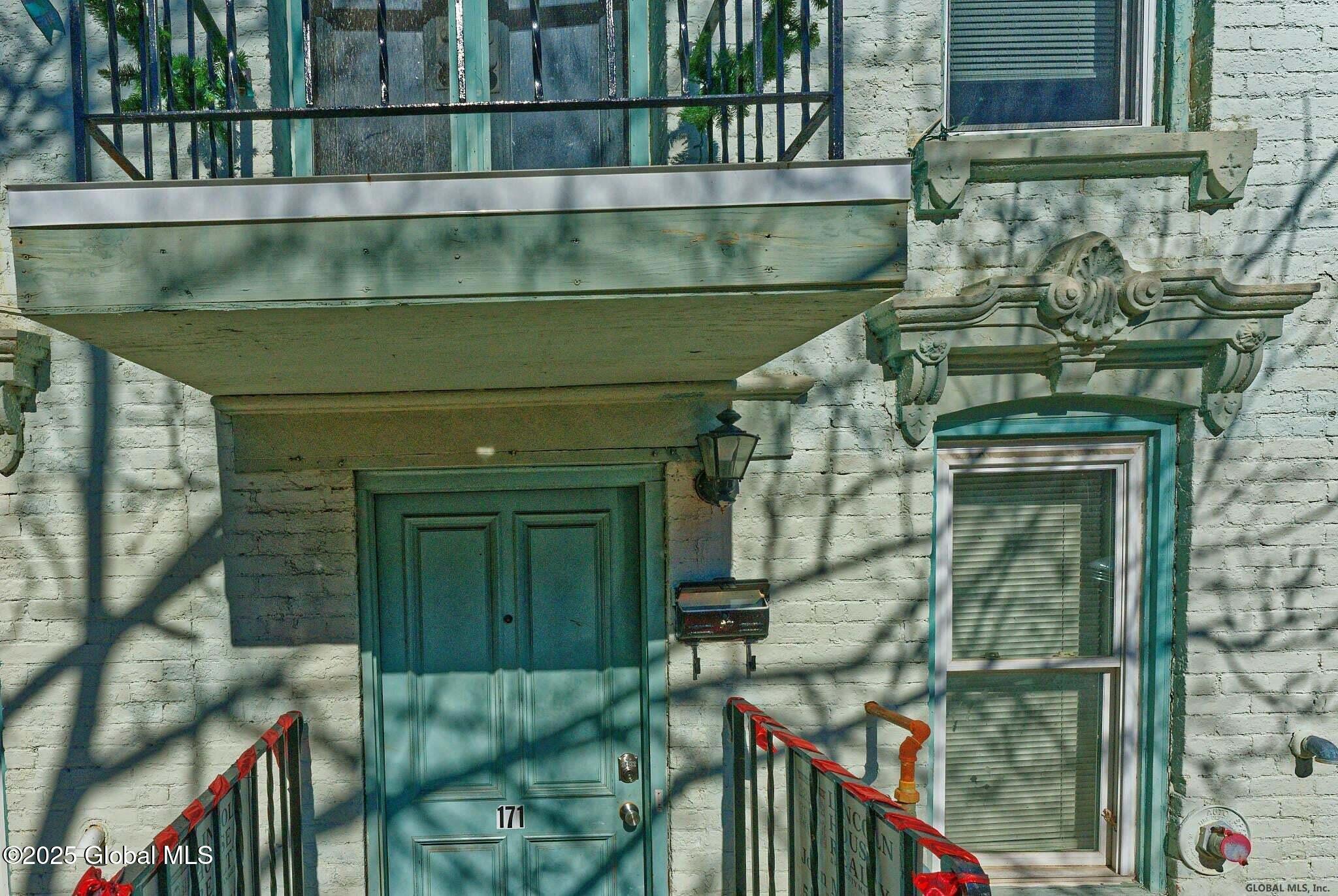 171 Lancaster Street Albany NY 12210