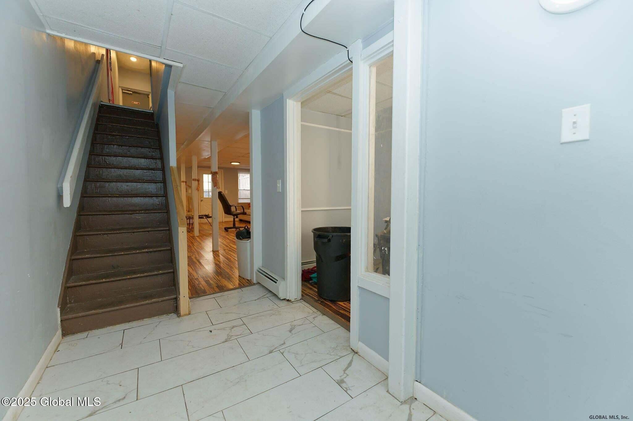 171 Lancaster Street Albany NY 12210