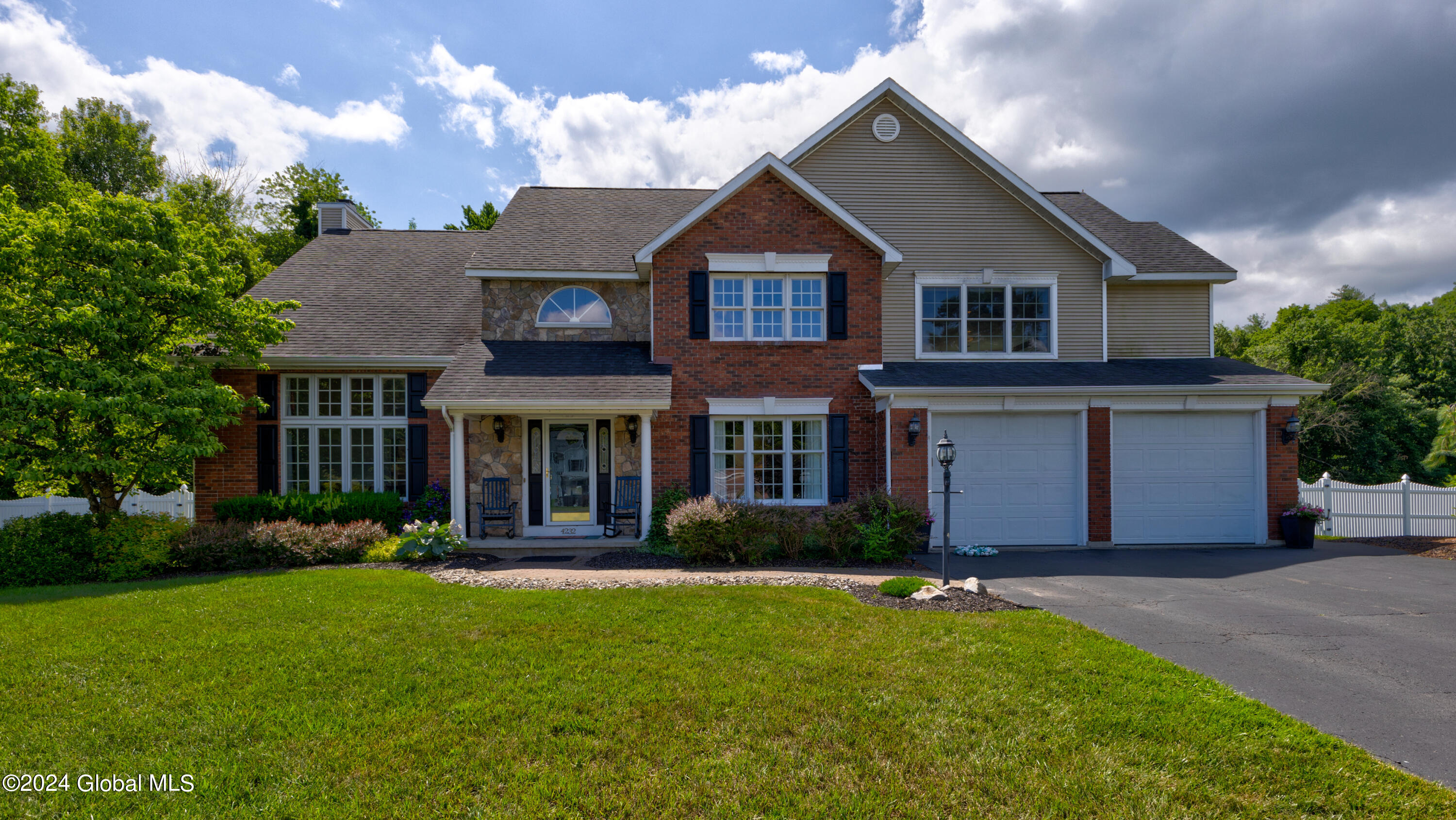 4232 Picadilly Circle Guilderland NY 12306