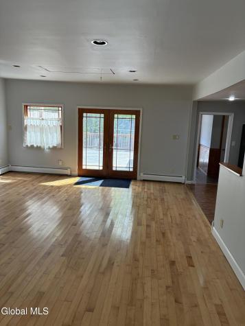 1012 2nd Avenue Troy NY 12182