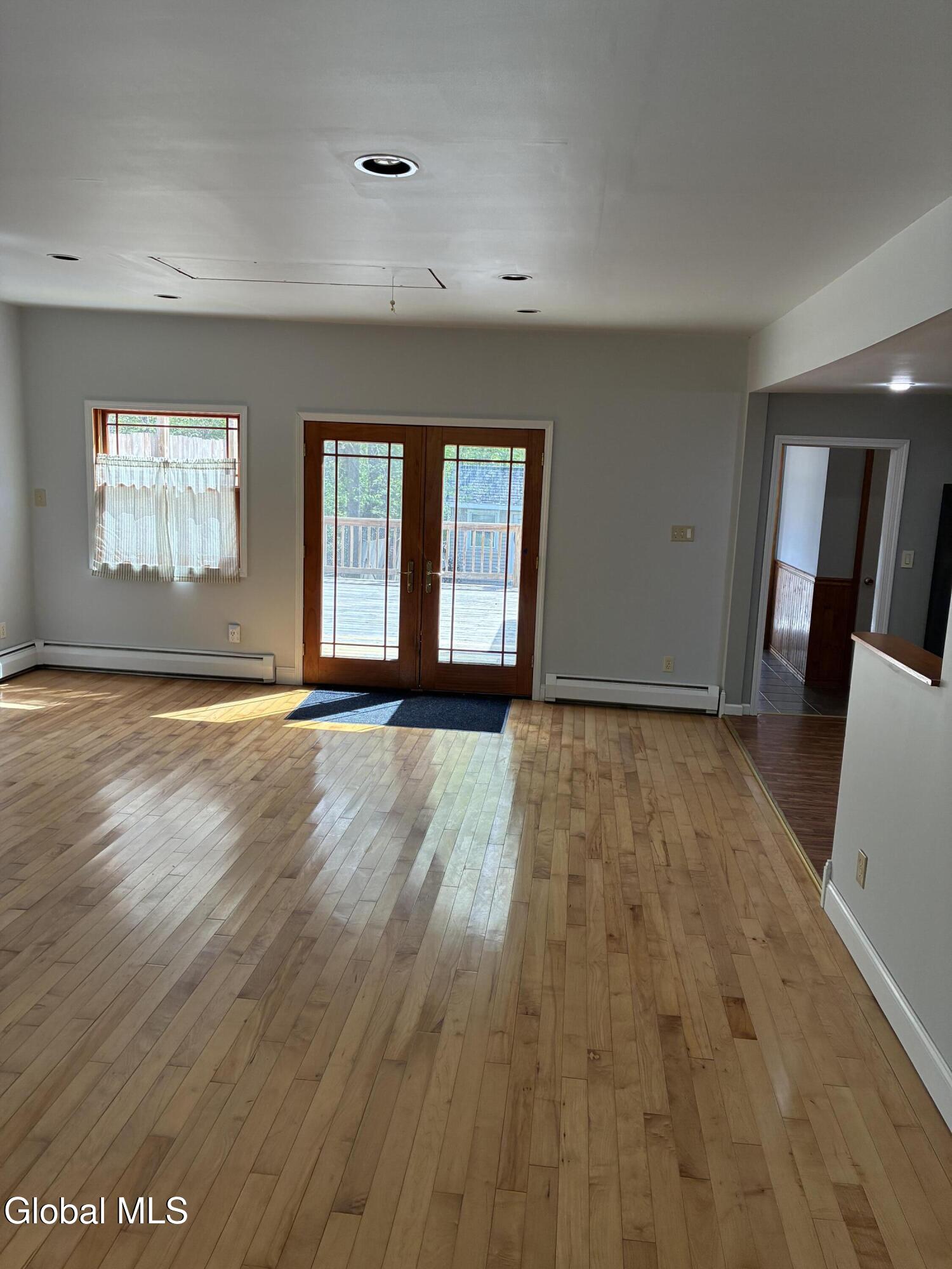 1012 2nd Avenue Troy NY 12182
