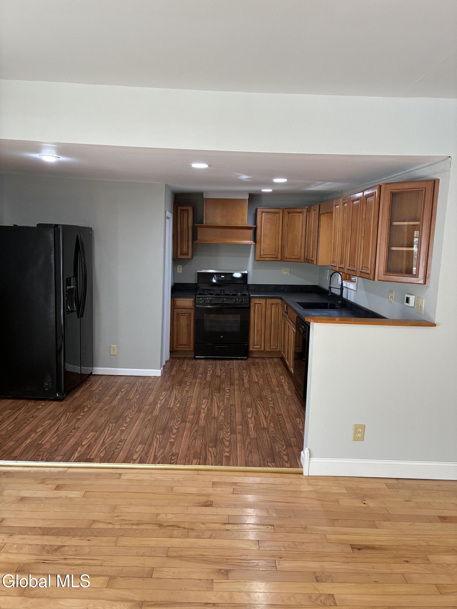1012 2nd Avenue Troy NY 12182