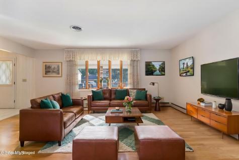 1003 Anthony Drive Schenectady NY 12303
