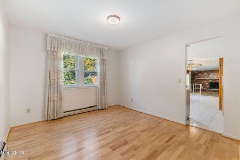 1003 Anthony Drive Schenectady NY 12303