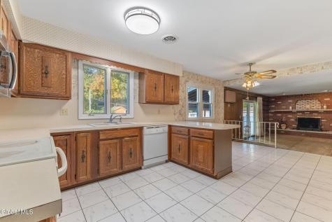 1003 Anthony Drive Schenectady NY 12303