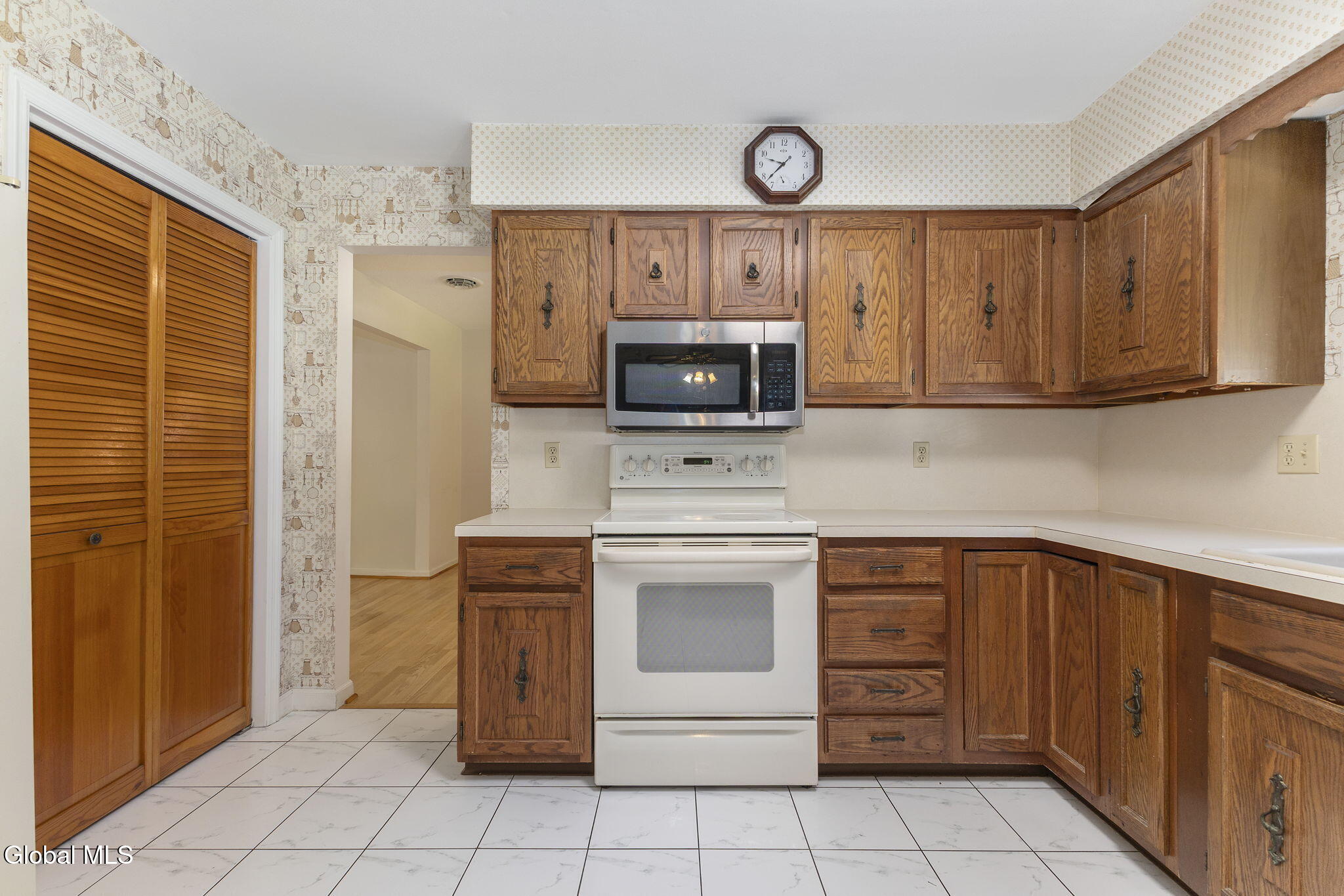 1003 Anthony Drive Schenectady NY 12303