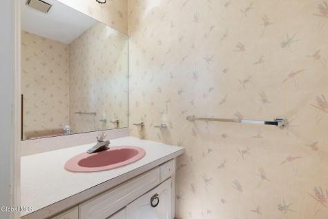 1003 Anthony Drive Schenectady NY 12303