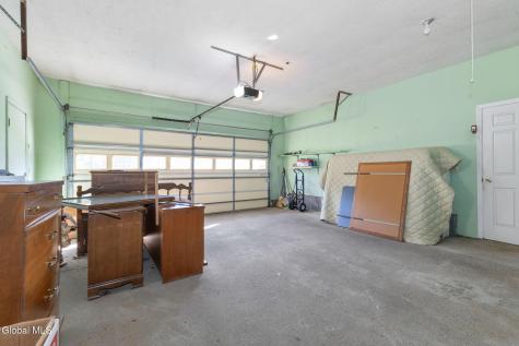 1003 Anthony Drive Schenectady NY 12303