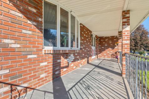1003 Anthony Drive Schenectady NY 12303