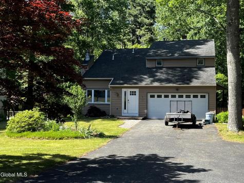 3287 E Old State Road Schenectady NY 12303