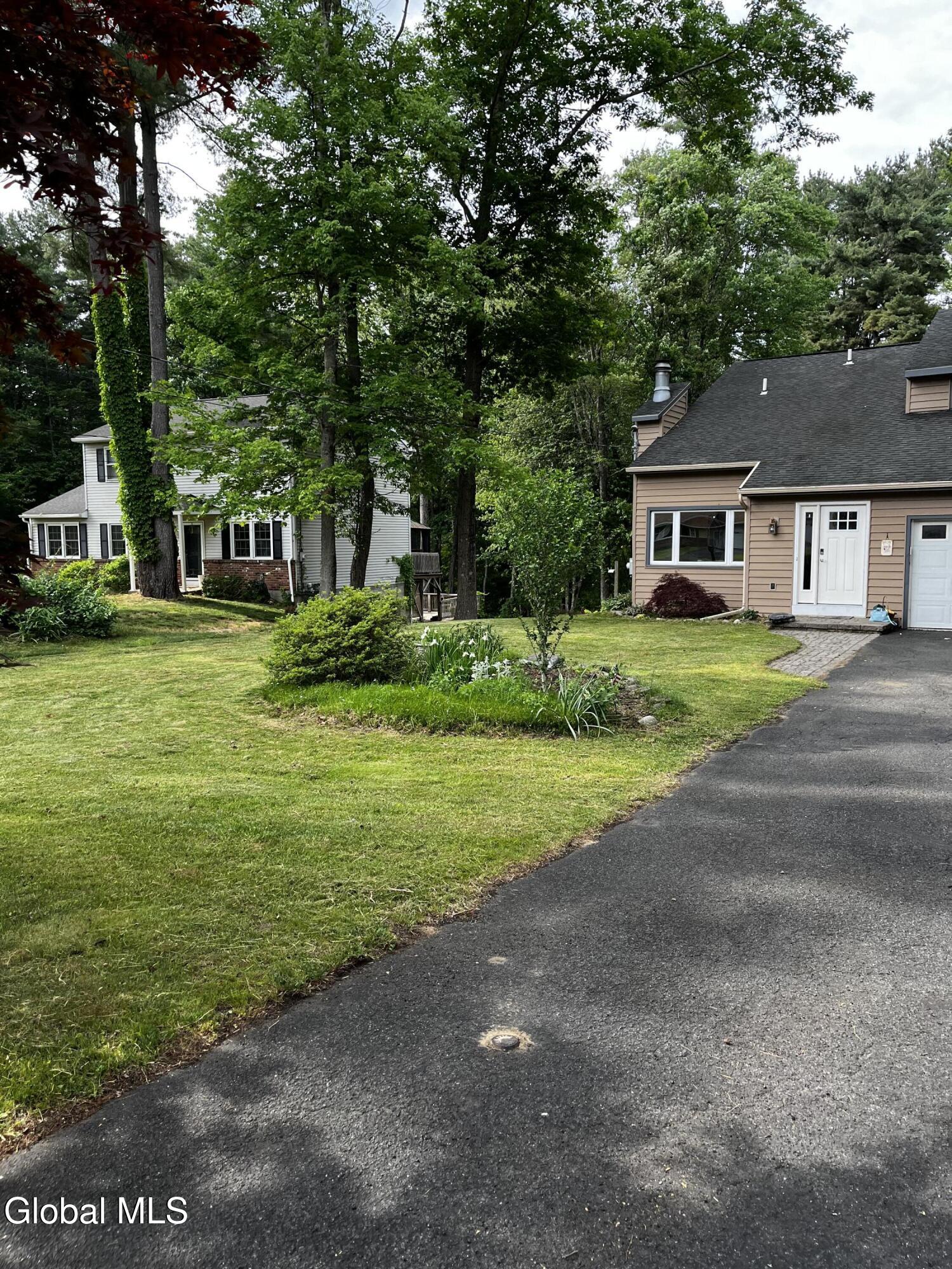 3287 E Old State Road Schenectady NY 12303