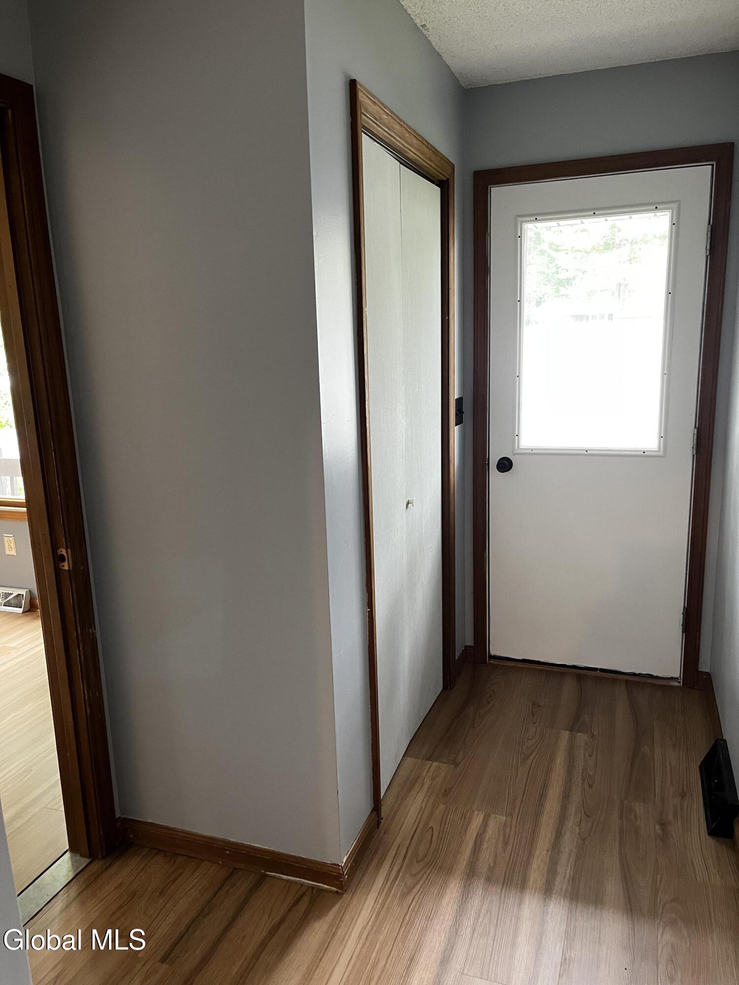 3287 E Old State Road Schenectady NY 12303