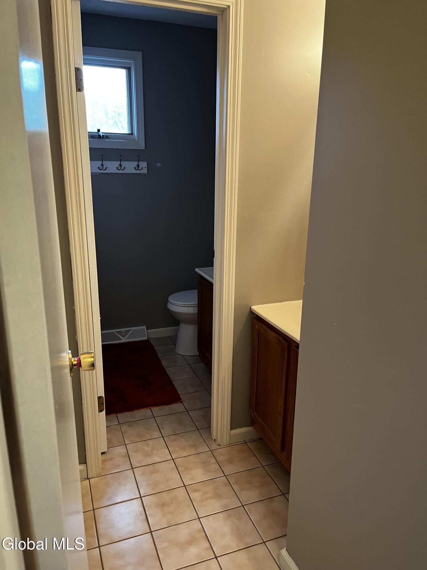 3287 E Old State Road Schenectady NY 12303