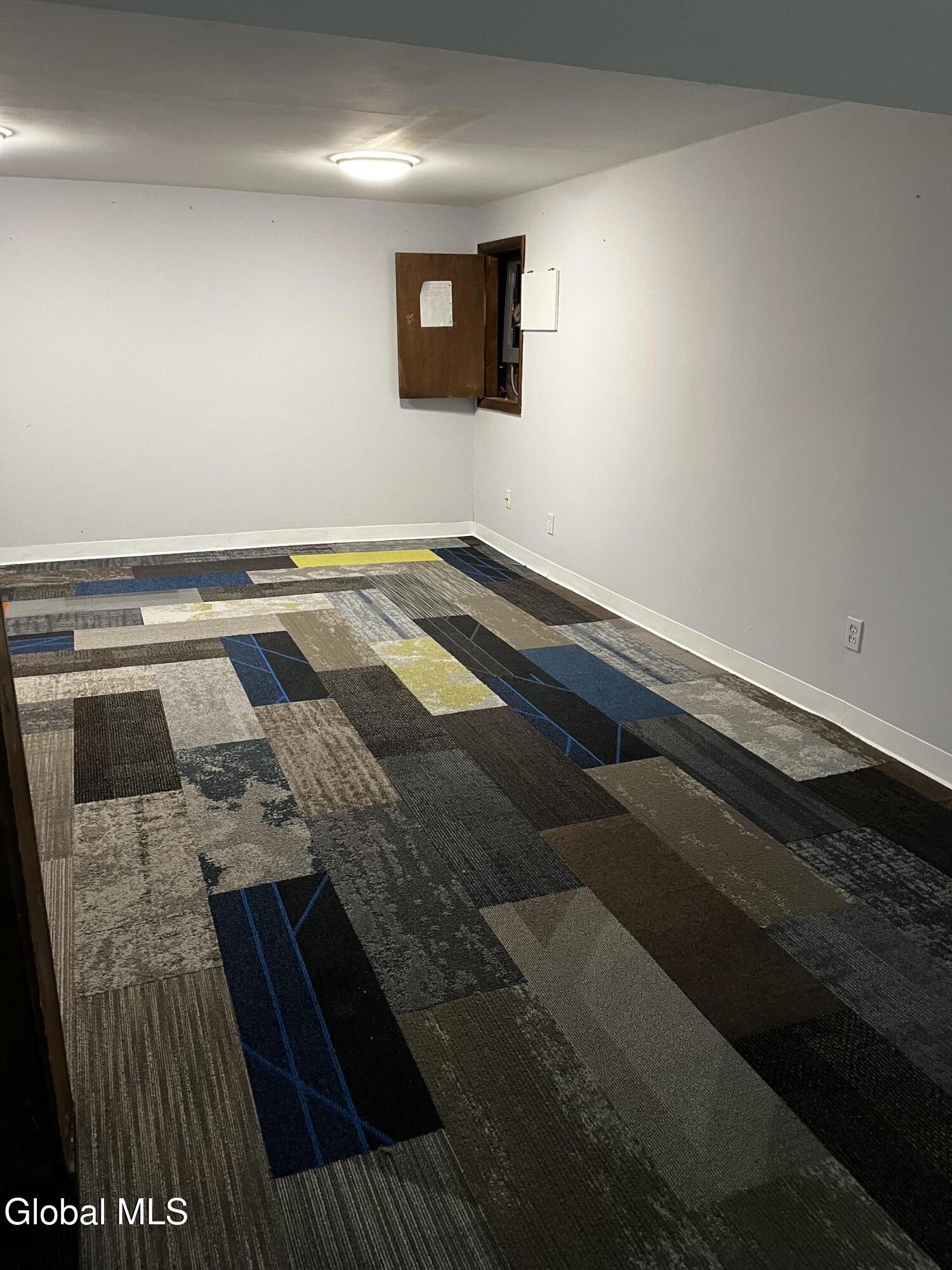 3287 E Old State Road Schenectady NY 12303
