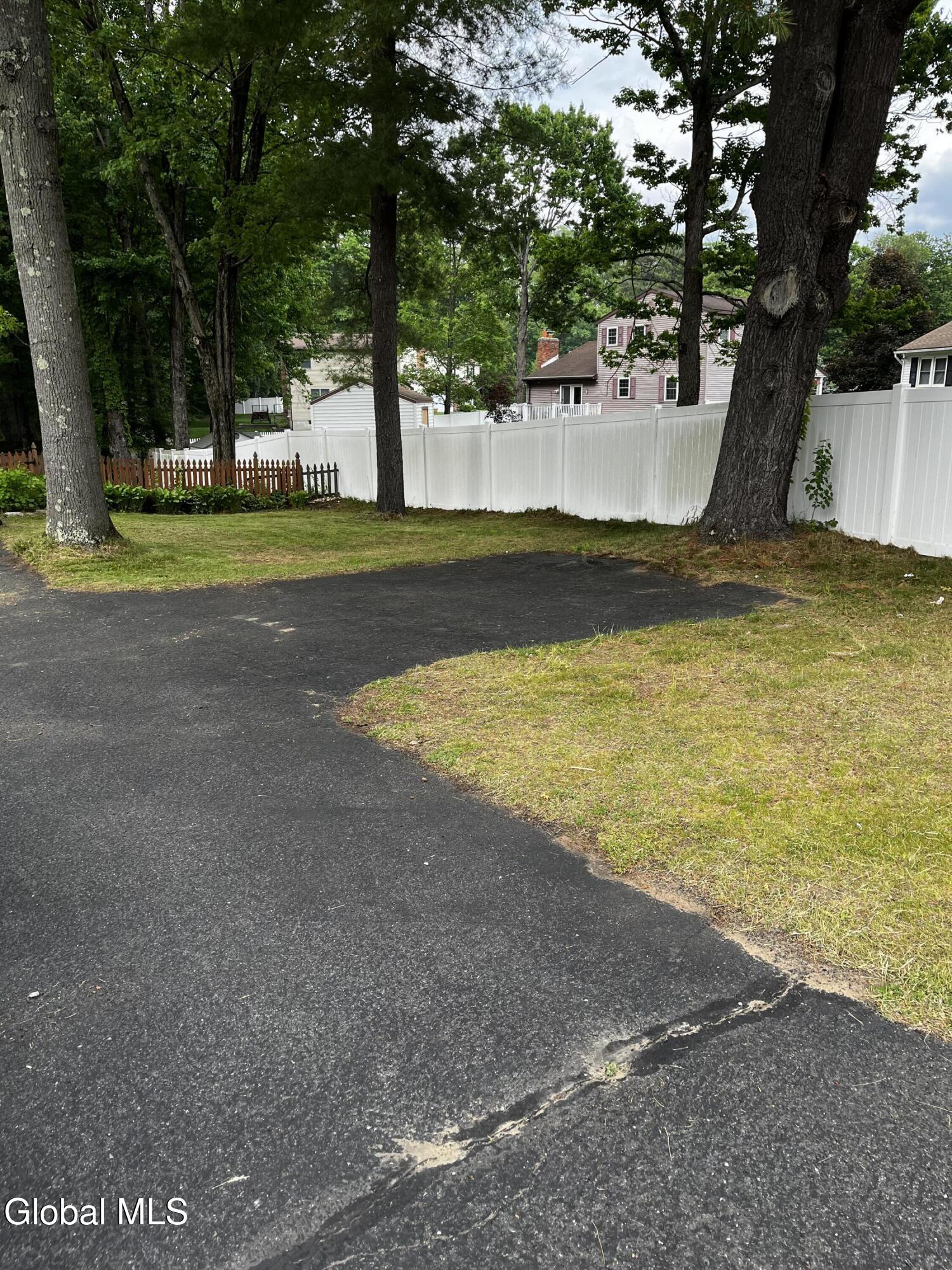 3287 E Old State Road Schenectady NY 12303