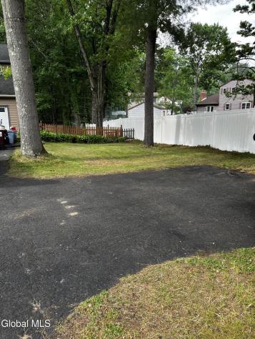 3287 E Old State Road Schenectady NY 12303