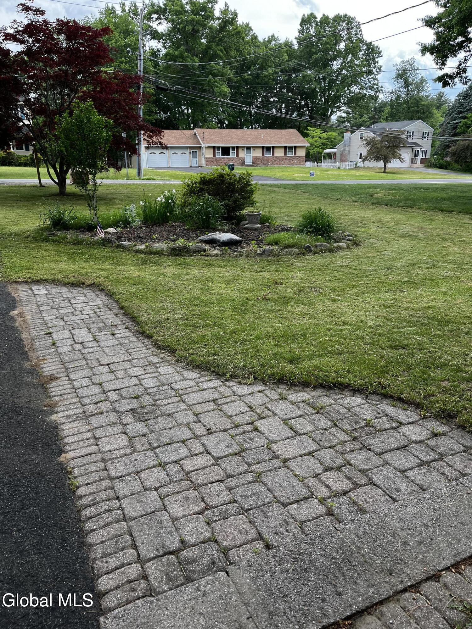 3287 E Old State Road Schenectady NY 12303