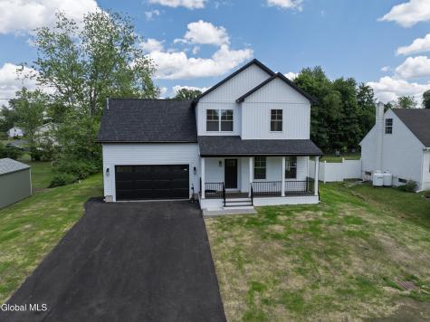 3 Dorchester Drive Stillwater NY 12170