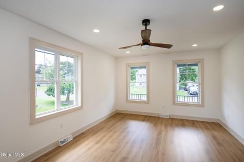 3 Dorchester Drive Stillwater NY 12170