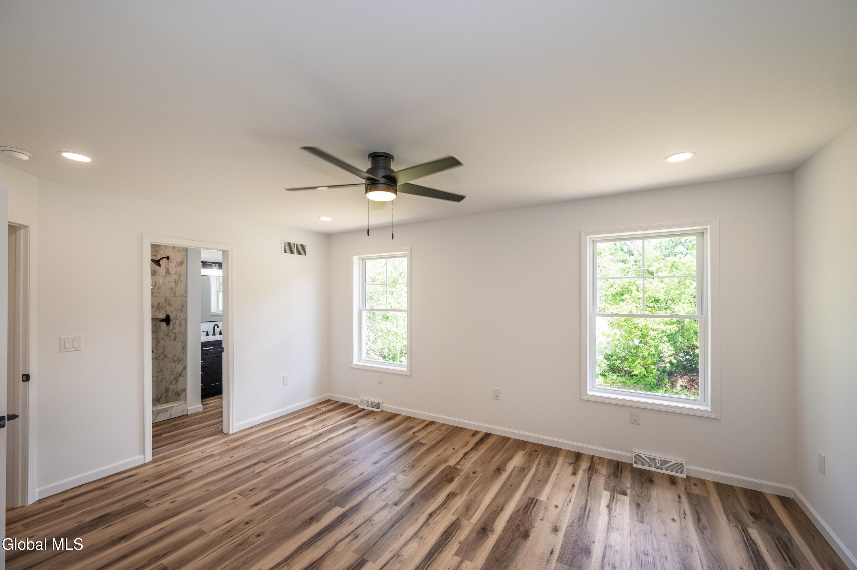3 Dorchester Drive Stillwater NY 12170