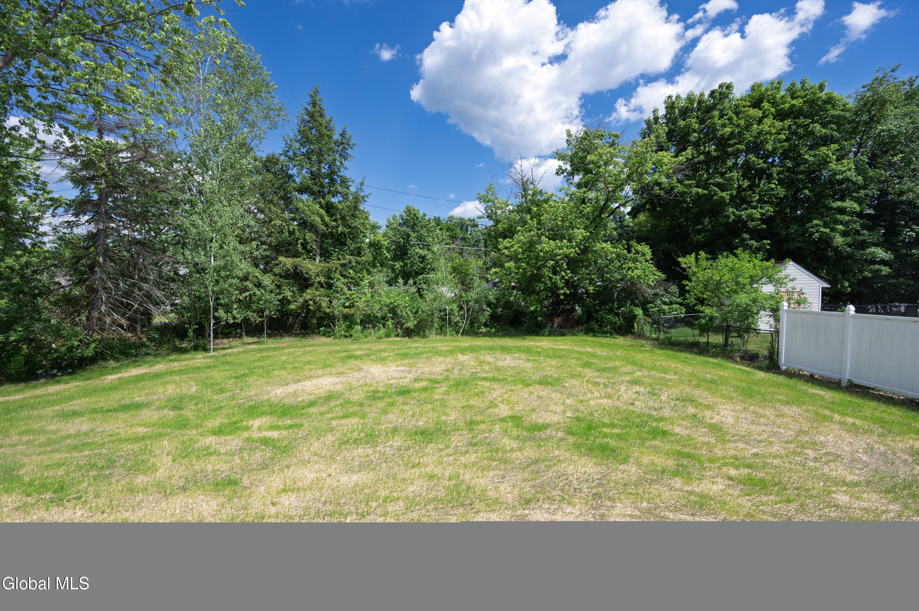 3 Dorchester Drive Stillwater NY 12170