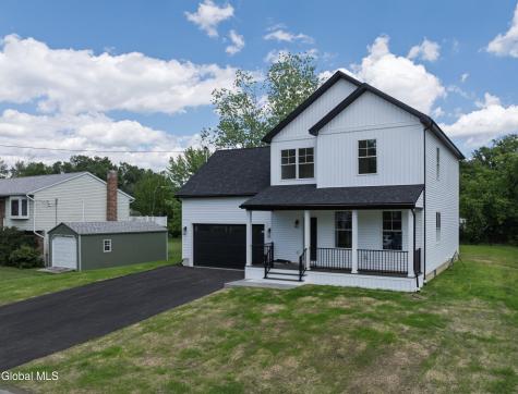 3 Dorchester Drive Stillwater NY 12170