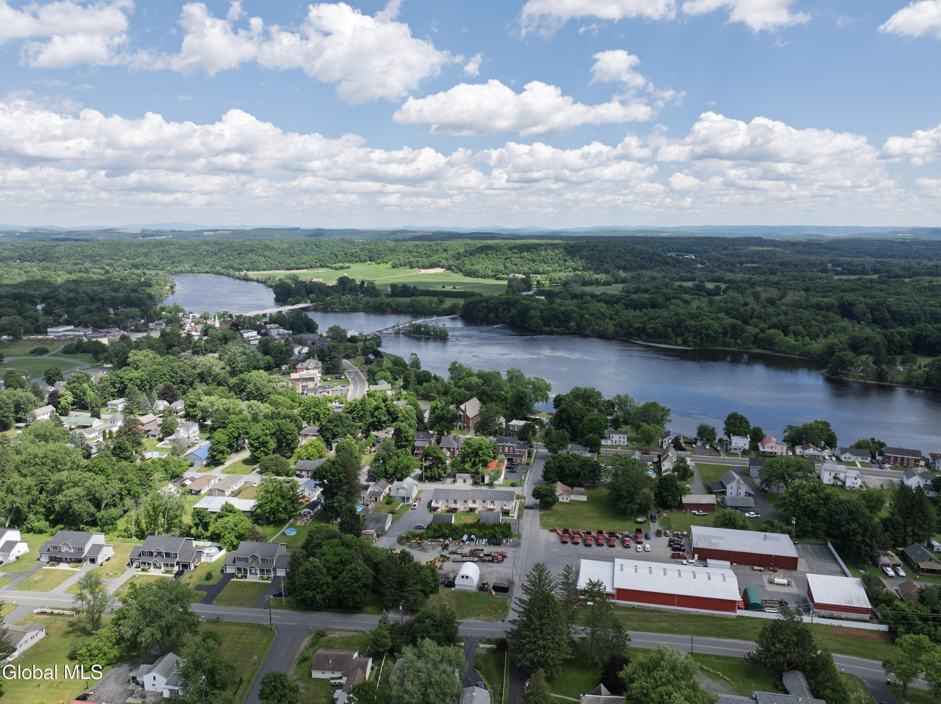 3 Dorchester Drive Stillwater NY 12170