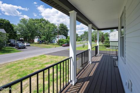 3 Dorchester Drive Stillwater NY 12170