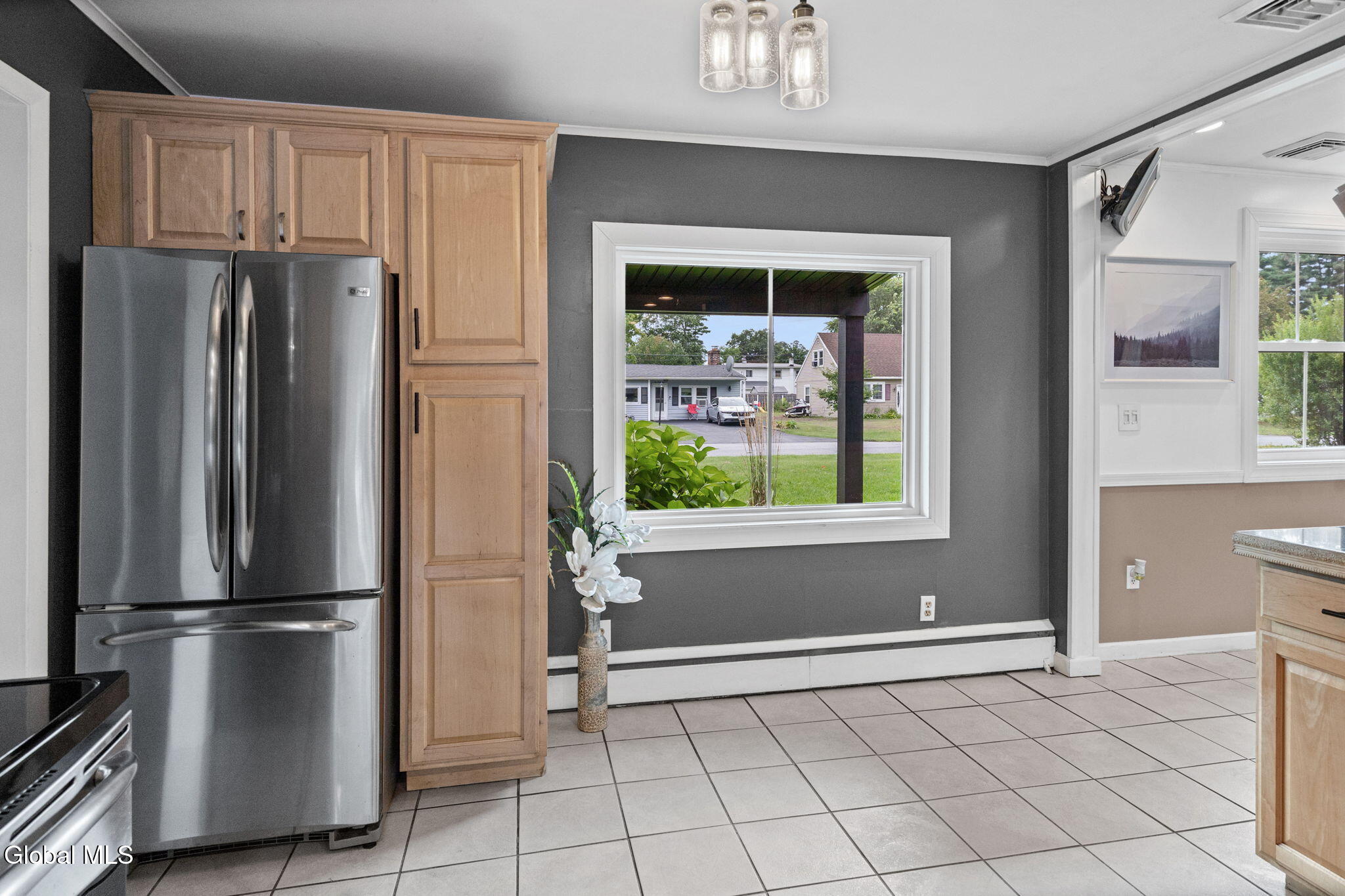 1048 Spry Lane Rotterdam NY 12303