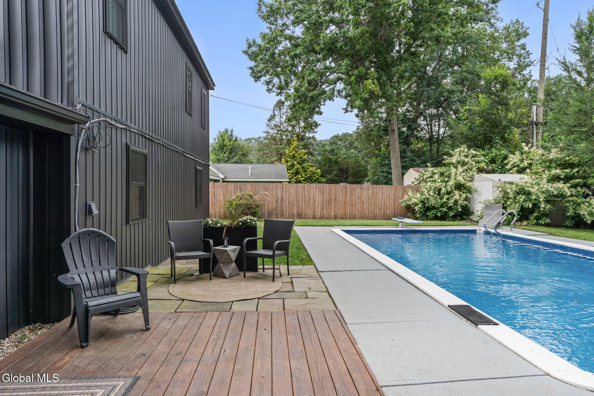 1048 Spry Lane Rotterdam NY 12303