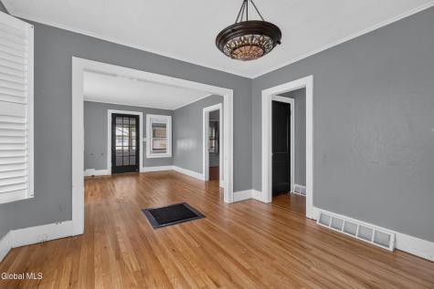 24 Maplewood Avenue Colonie NY 12205
