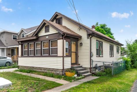 24 Maplewood Avenue Colonie NY 12205