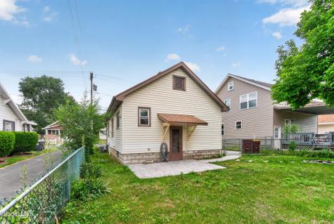 24 Maplewood Avenue Colonie NY 12205