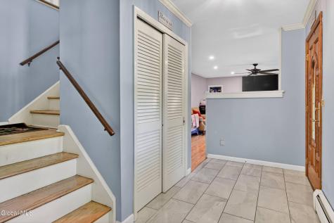 9 Hearthside Drive Ballston Lake NY 12019
