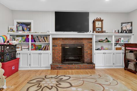 9 Hearthside Drive Ballston Lake NY 12019