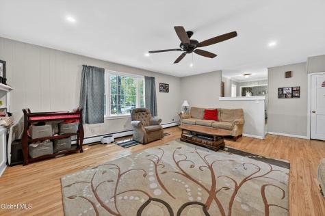 9 Hearthside Drive Ballston Lake NY 12019