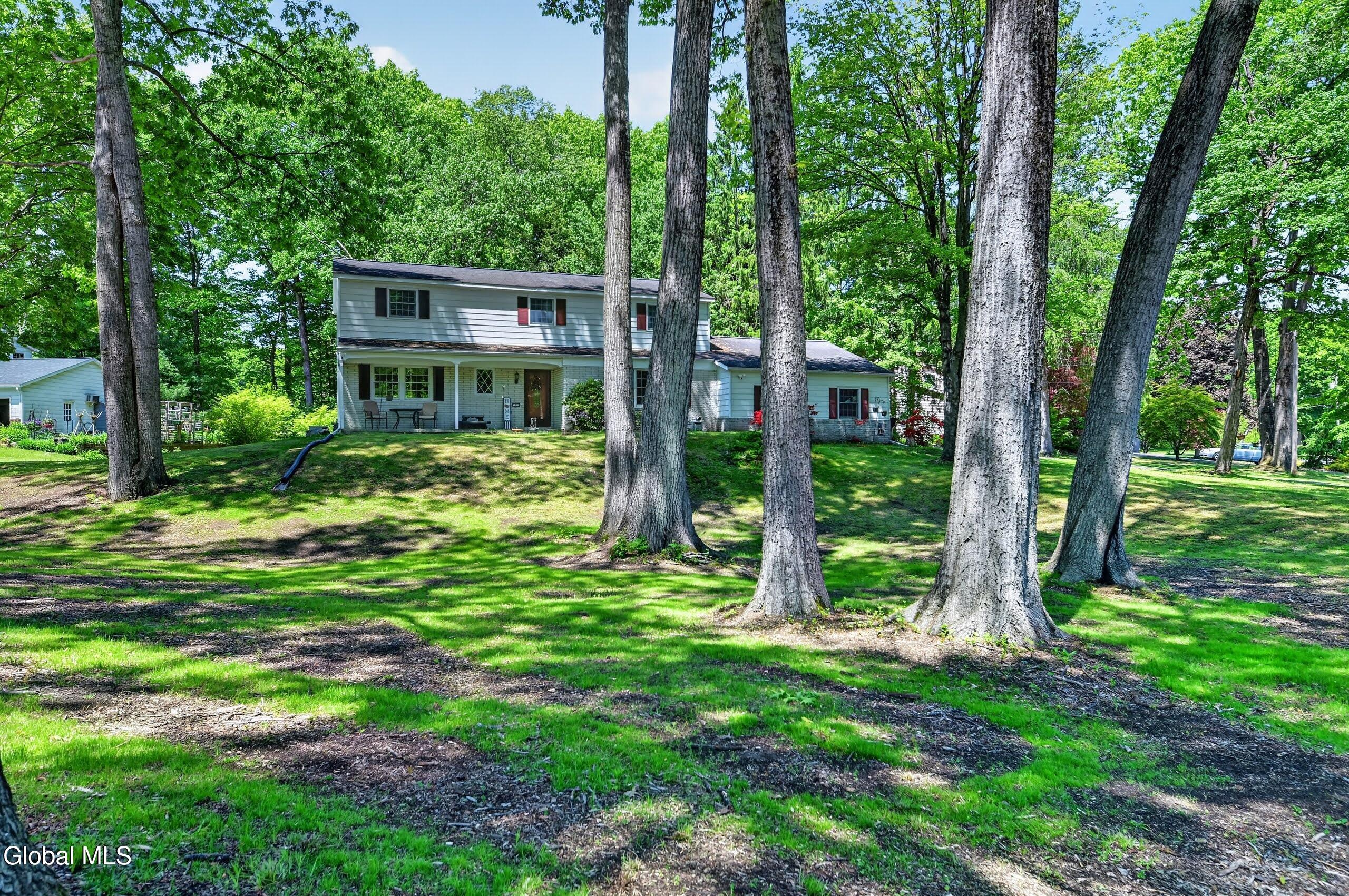 9 Hearthside Drive Ballston Lake NY 12019