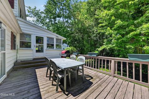 9 Hearthside Drive Ballston Lake NY 12019