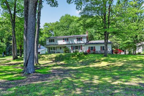 9 Hearthside Drive Ballston Lake NY 12019