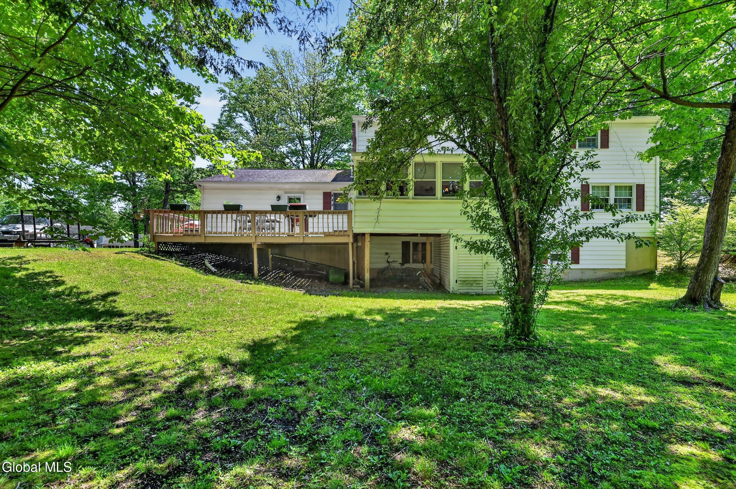 9 Hearthside Drive Ballston Lake NY 12019