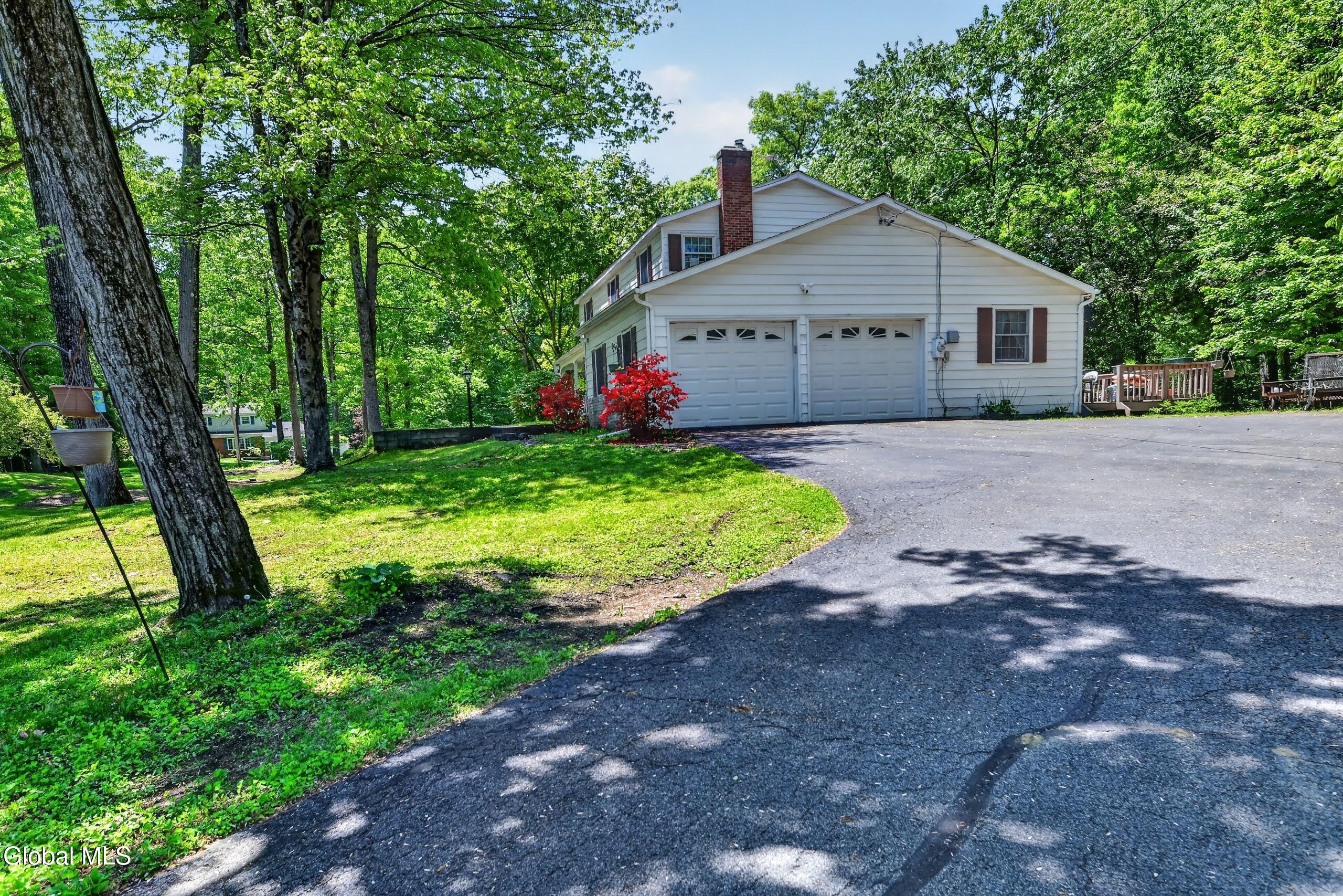 9 Hearthside Drive Ballston Lake NY 12019