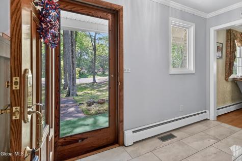 9 Hearthside Drive Ballston Lake NY 12019