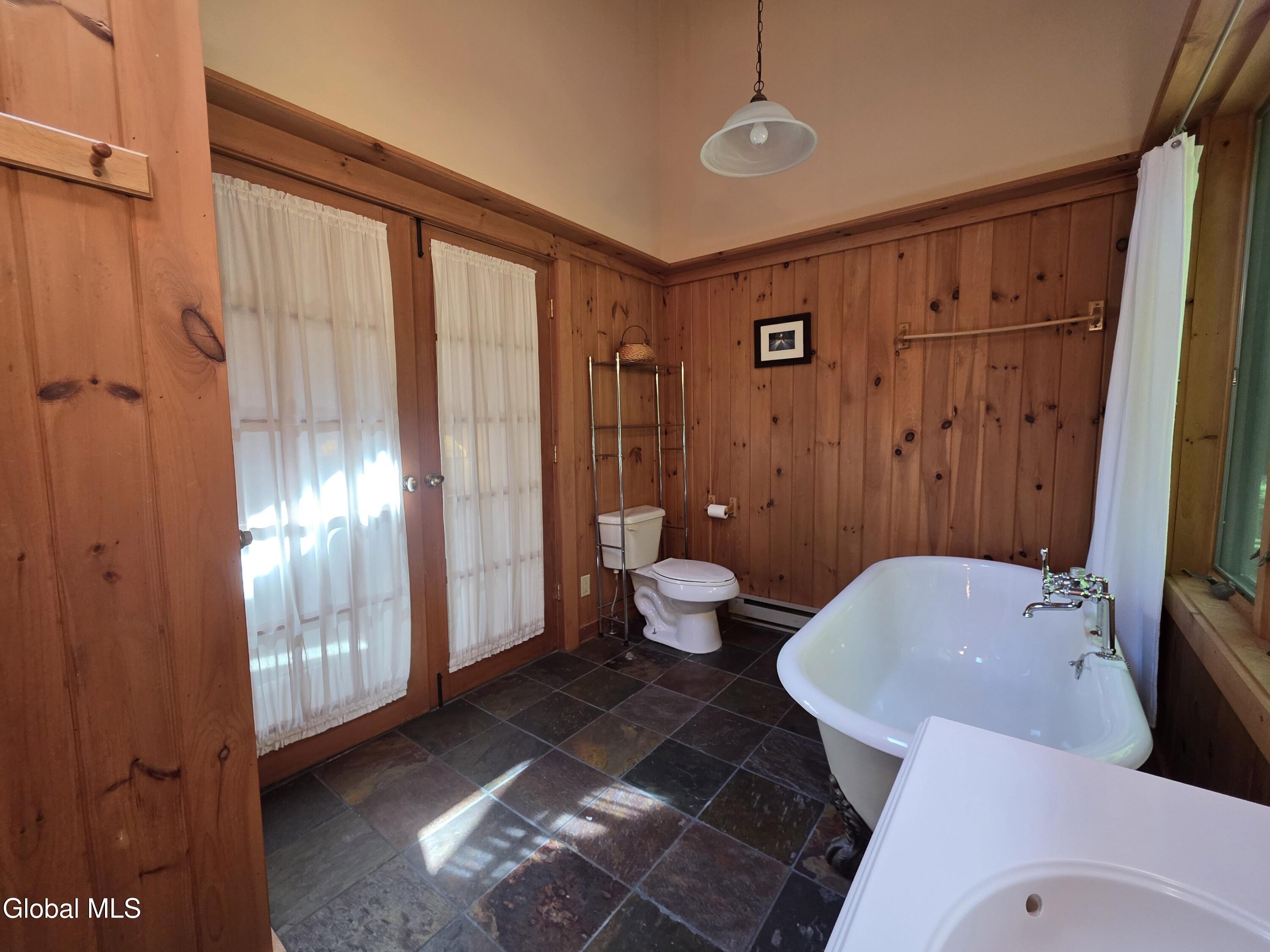 76 Iroquois Trail North Creek NY 12853