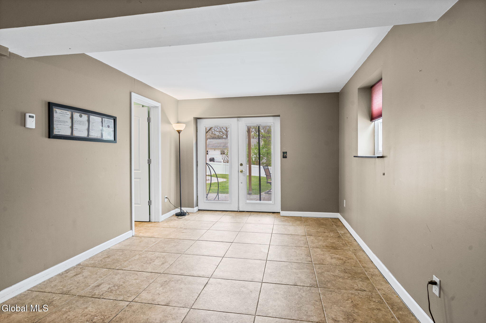 812 Mann Avenue Rensselaer NY 12144
