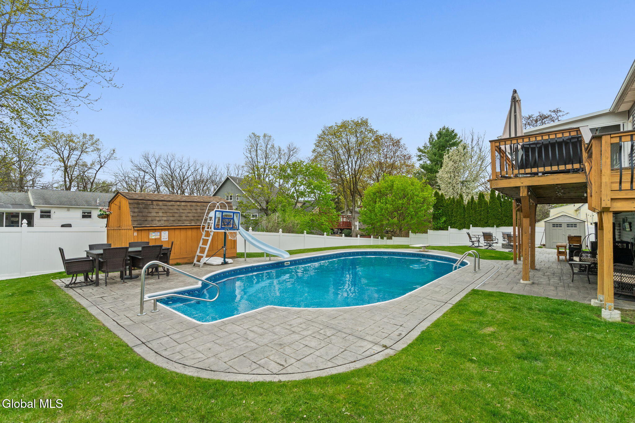 812 Mann Avenue Rensselaer NY 12144